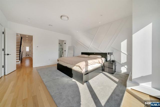 279 Myrtle Avenue, Fort Lee, NJ 07024