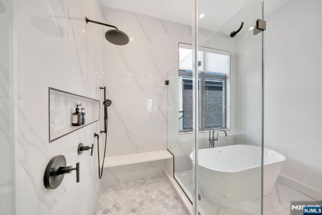 279 Myrtle Avenue, Fort Lee, NJ 07024