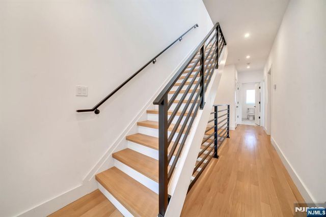 279 Myrtle Avenue, Fort Lee, NJ 07024