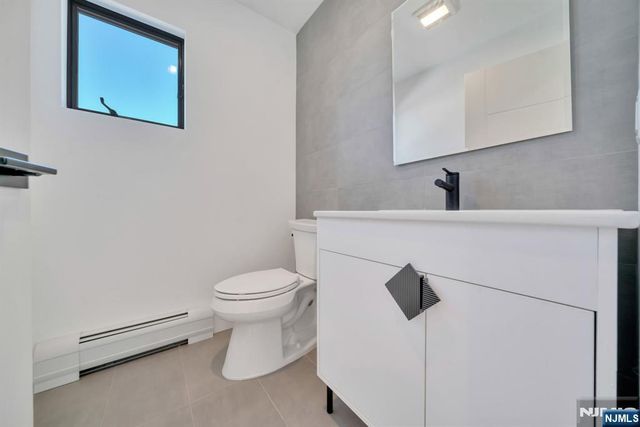 279 Myrtle Avenue, Fort Lee, NJ 07024