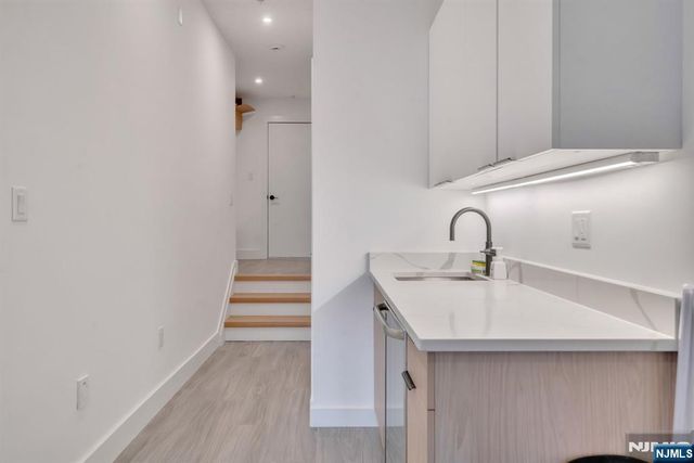 279 Myrtle Avenue, Fort Lee, NJ 07024