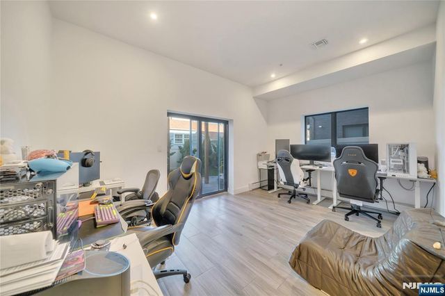 279 Myrtle Avenue, Fort Lee, NJ 07024