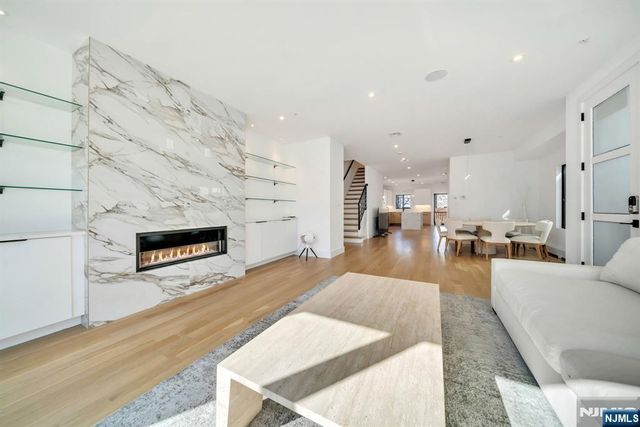 279 Myrtle Avenue, Fort Lee, NJ 07024