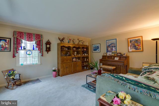 16 WILD FOREST DR, Wernersville, PA 19565