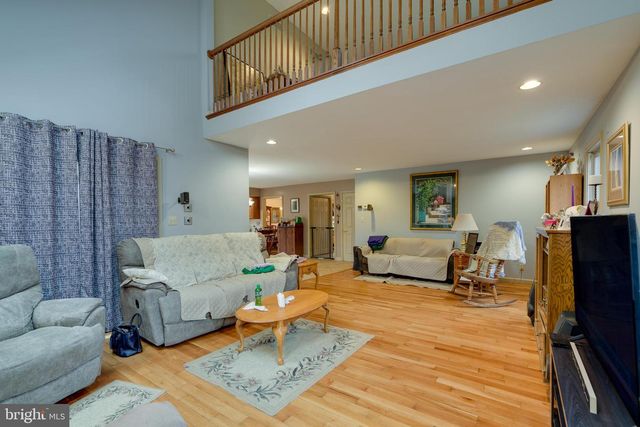 16 WILD FOREST DR, Wernersville, PA 19565