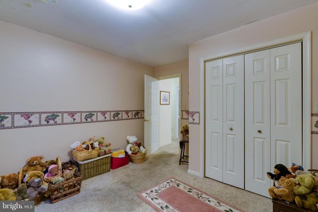 16 WILD FOREST DR, Wernersville, PA 19565