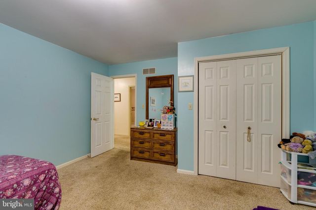 16 WILD FOREST DR, Wernersville, PA 19565