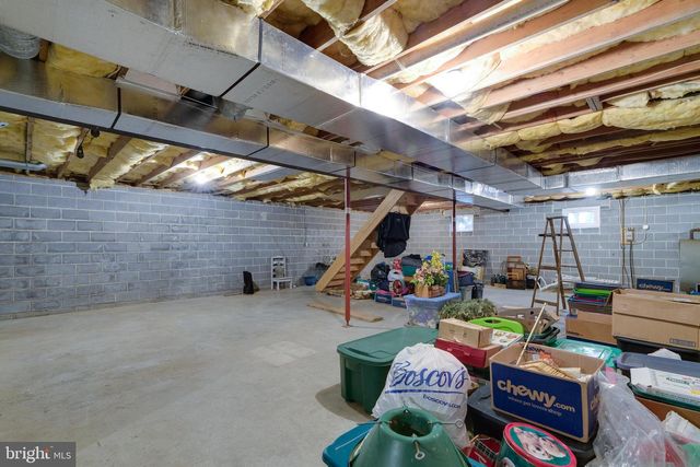 16 WILD FOREST DR, Wernersville, PA 19565