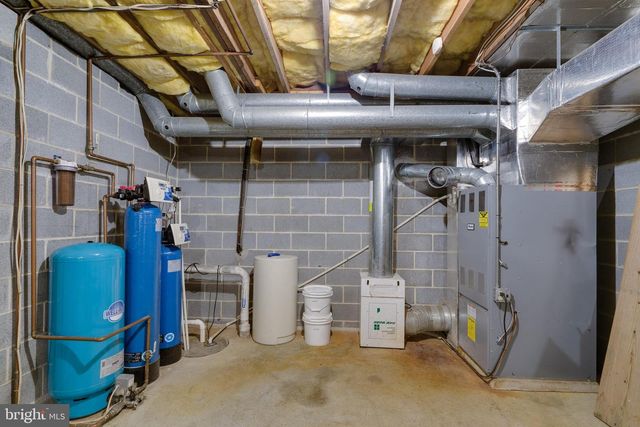 16 WILD FOREST DR, Wernersville, PA 19565