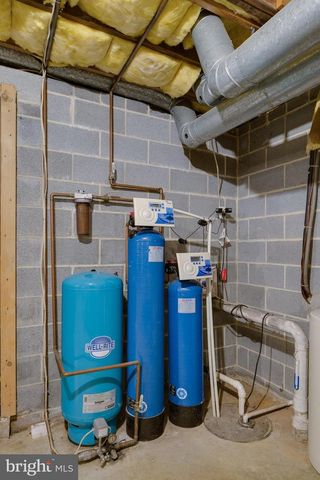 16 WILD FOREST DR, Wernersville, PA 19565