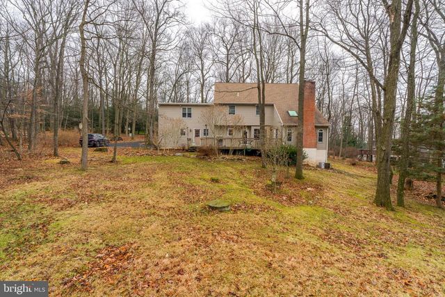 16 WILD FOREST DR, Wernersville, PA 19565