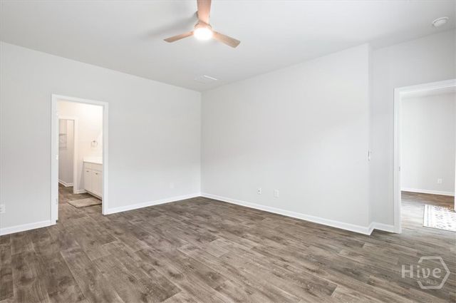 142 Bottlebrush Dr, Bloomingdale, GA 31302