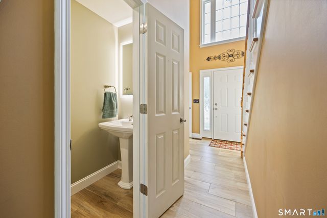 65 Trotters Lane, Southington, CT 06479