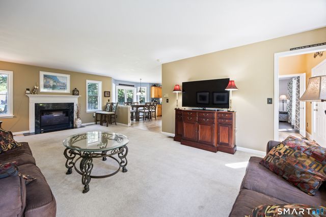 65 Trotters Lane, Southington, CT 06479