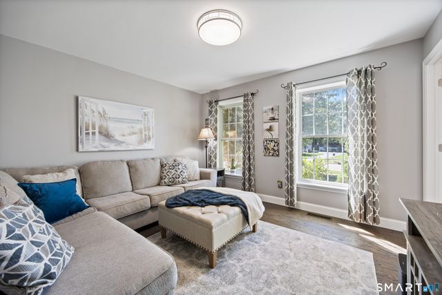 65 Trotters Lane, Southington, CT 06479