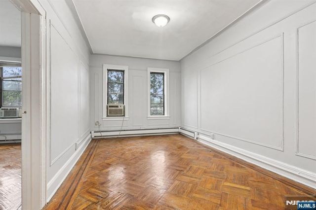 262 Clendenny Avenue 6, Jersey City, NJ 07304