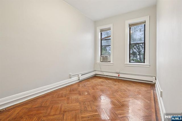 262 Clendenny Avenue 6, Jersey City, NJ 07304