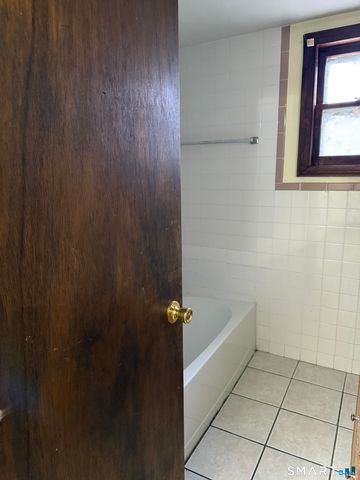 150 Scott Street, Naugatuck, CT 06770