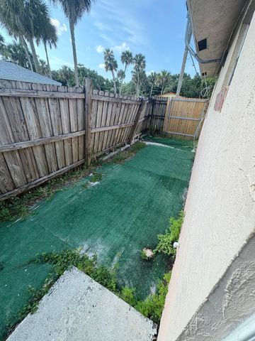 1984 SW 29th Avenue A, Fort Lauderdale, FL 33312