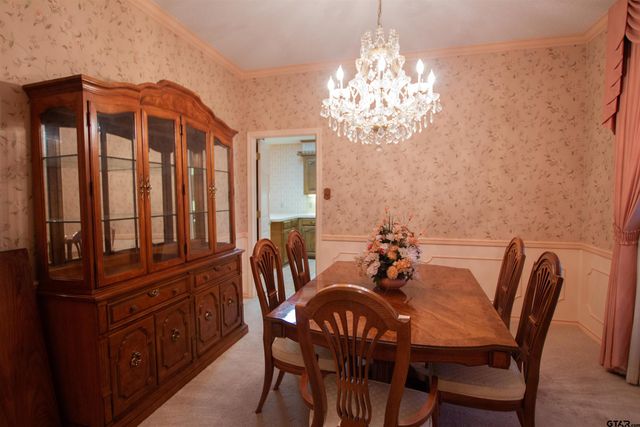 5900 Stoneleigh Dr, Tyler, TX 75703