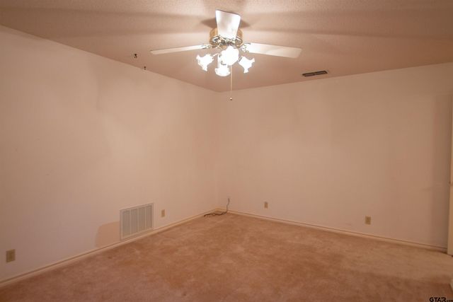 5900 Stoneleigh Dr, Tyler, TX 75703