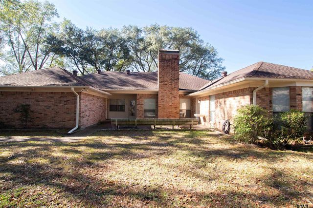 5900 Stoneleigh Dr, Tyler, TX 75703