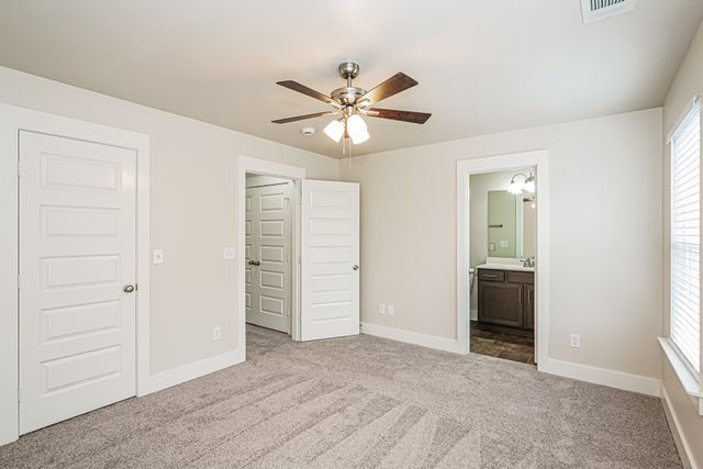 1035 Saddlestone Dr, Hermitage, TN 37076