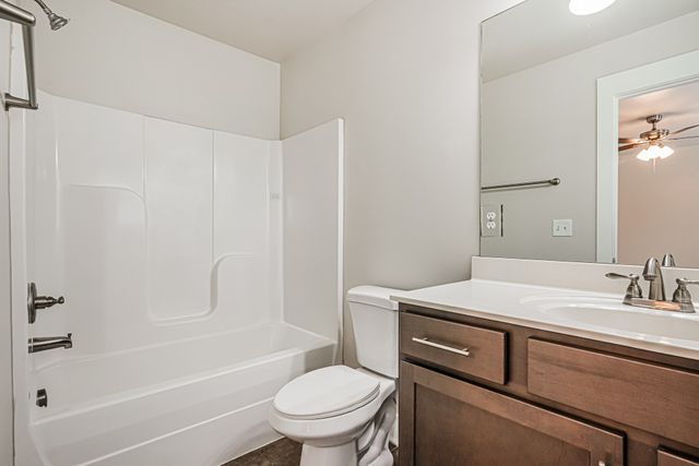 1035 Saddlestone Dr, Hermitage, TN 37076