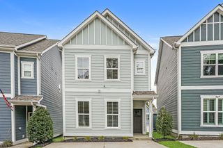 1035 Saddlestone Dr, Hermitage, TN 37076