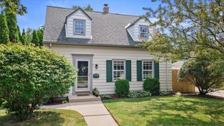 3621 E Van Norman AVENUE, Cudahy, WI 53110