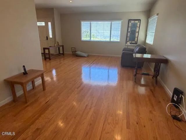 657 Dana Drive, Santa Paula, CA 93060