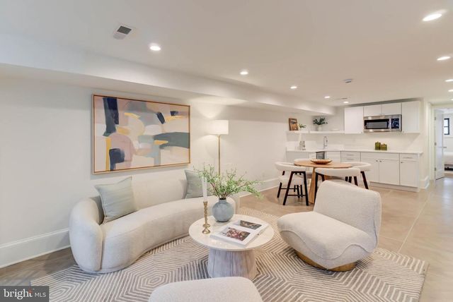 76 SEATON PL NW, Washington, DC 20001