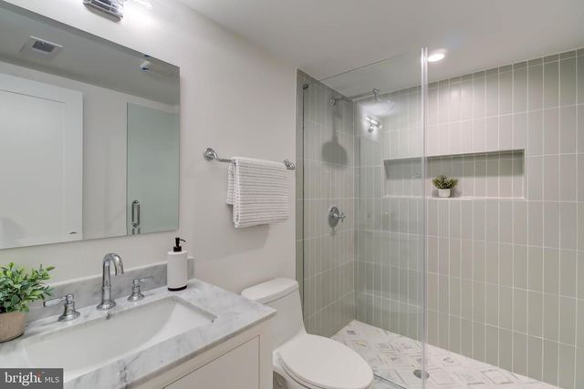 76 SEATON PL NW, Washington, DC 20001