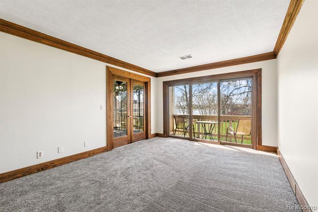 1680 Cliffs Landing 302E, Ypsilanti, MI 48198