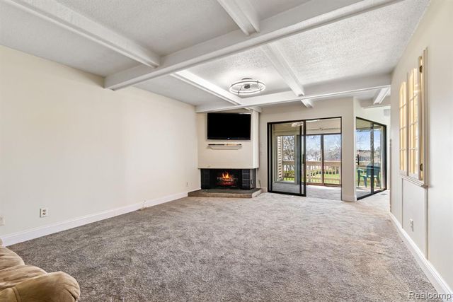 1680 Cliffs Landing 302E, Ypsilanti, MI 48198