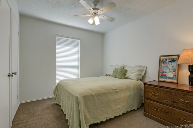 9031 Wellesley Manor, San Antonio, TX 78240