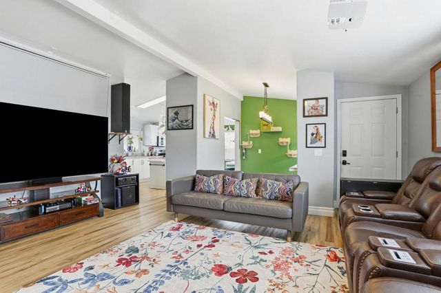 1085 Tasman Drive, Sunnyvale, CA 94089