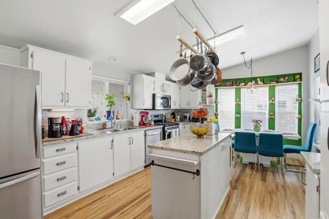 1085 Tasman Drive, Sunnyvale, CA 94089