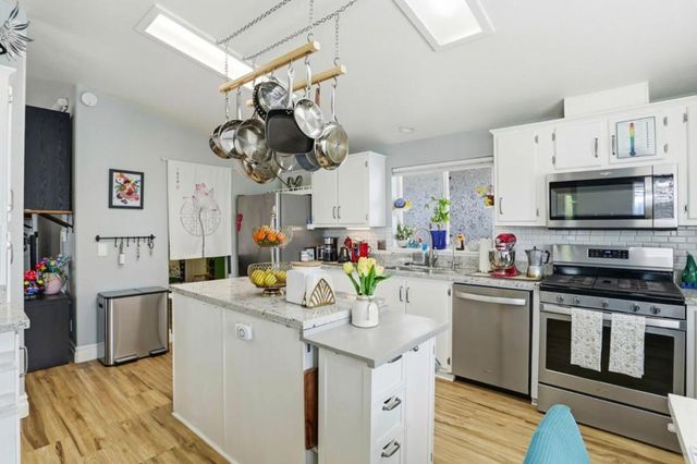 1085 Tasman Drive, Sunnyvale, CA 94089