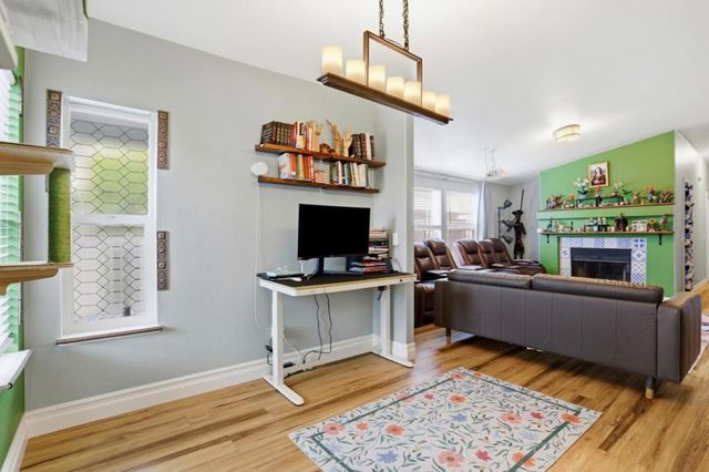 1085 Tasman Drive, Sunnyvale, CA 94089