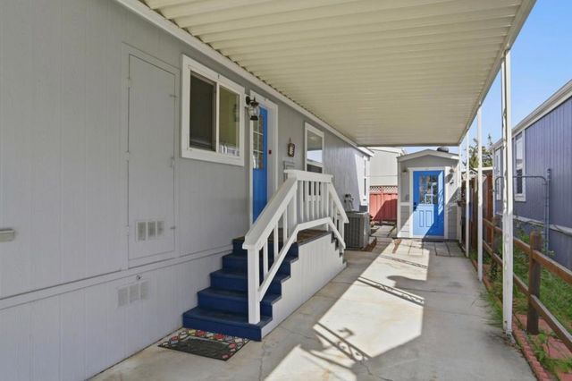 1085 Tasman Drive, Sunnyvale, CA 94089