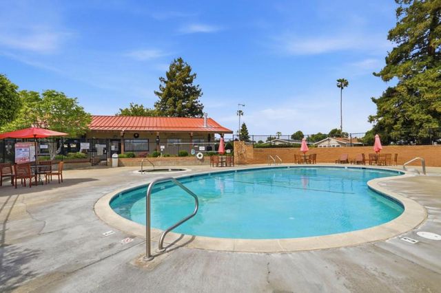 1085 Tasman Drive, Sunnyvale, CA 94089