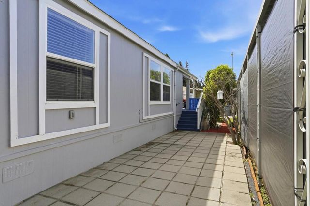 1085 Tasman Drive, Sunnyvale, CA 94089