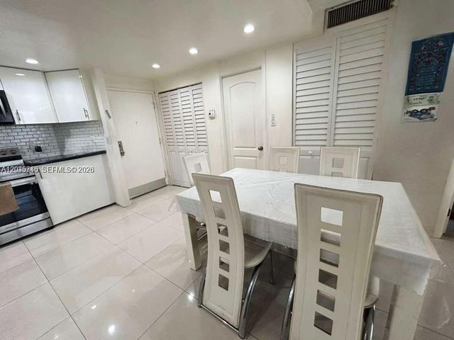 1351 NE Miami Gardens Dr 511E, Miami, FL 33179