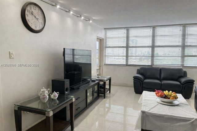 1351 NE Miami Gardens Dr 511E, Miami, FL 33179