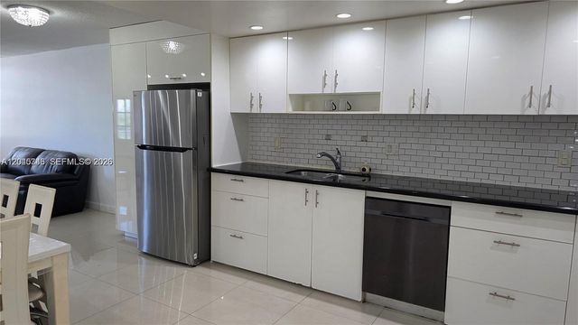 1351 NE Miami Gardens Dr 511E, Miami, FL 33179