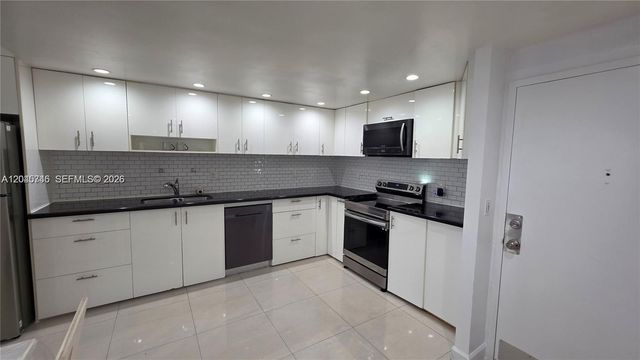 1351 NE Miami Gardens Dr 511E, Miami, FL 33179