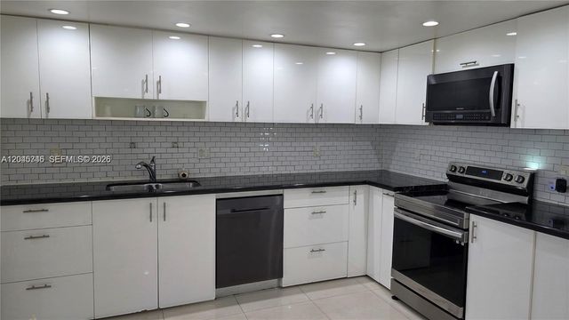 1351 NE Miami Gardens Dr 511E, Miami, FL 33179