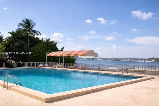 1351 NE Miami Gardens Dr 511E, Miami, FL 33179