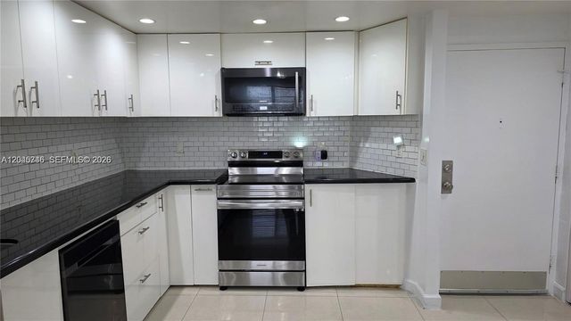 1351 NE Miami Gardens Dr 511E, Miami, FL 33179